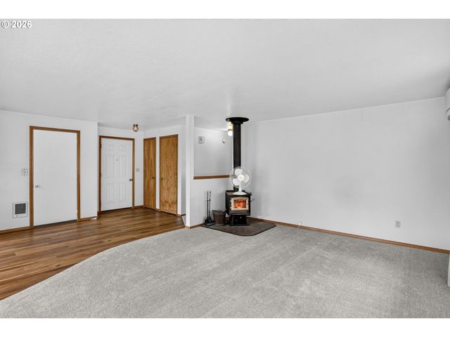 533 Sw 13TH Ave, Canby, OR 97013