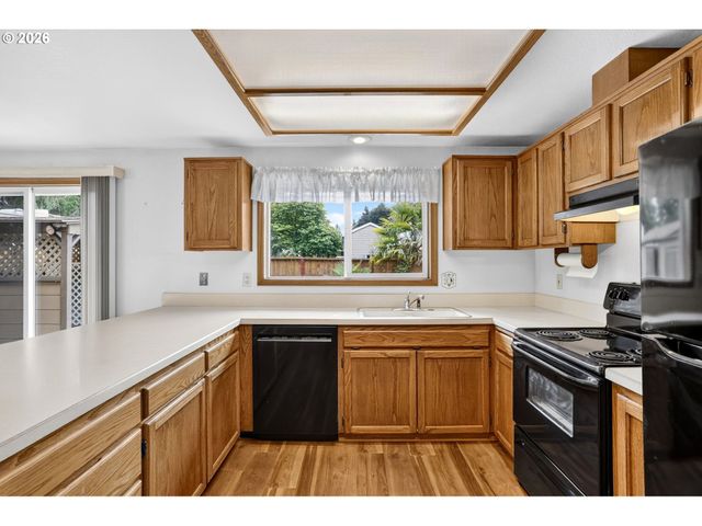 533 Sw 13TH Ave, Canby, OR 97013