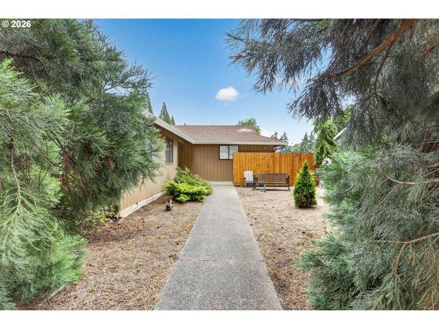 533 Sw 13TH Ave, Canby, OR 97013