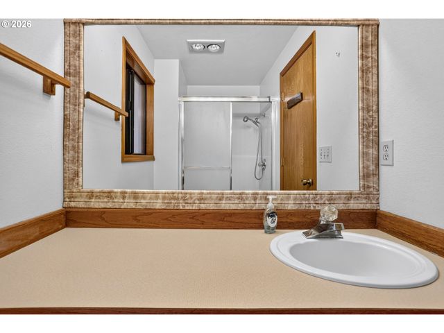 533 Sw 13TH Ave, Canby, OR 97013