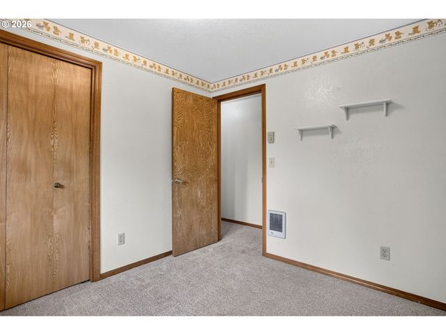 533 Sw 13TH Ave, Canby, OR 97013