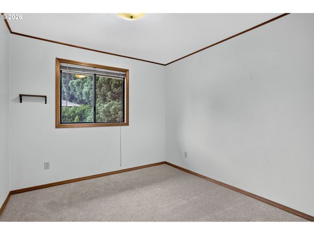 533 Sw 13TH Ave, Canby, OR 97013