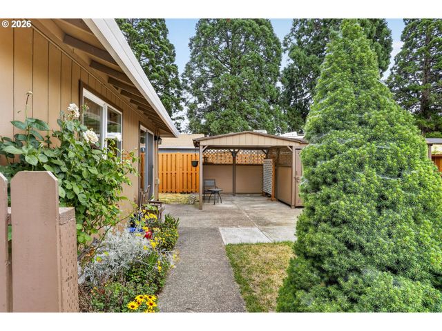 533 Sw 13TH Ave, Canby, OR 97013