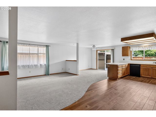 533 Sw 13TH Ave, Canby, OR 97013