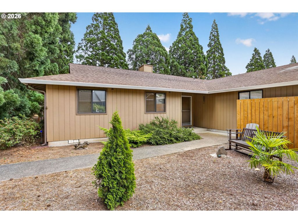 533 Sw 13TH Ave, Canby, OR 97013