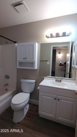 1033 S FLORENCE Drive, Mesa, AZ 85208