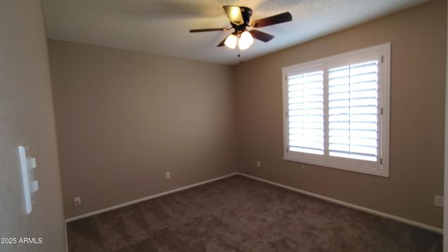 1033 S FLORENCE Drive, Mesa, AZ 85208