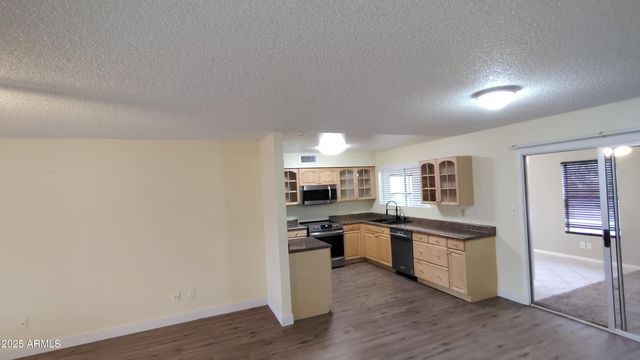 1033 S FLORENCE Drive, Mesa, AZ 85208