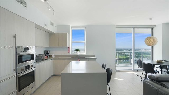4010 S Ocean Drive T4002, Hollywood, FL 33019