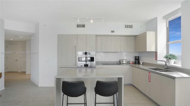 4010 S Ocean Drive T4002, Hollywood, FL 33019