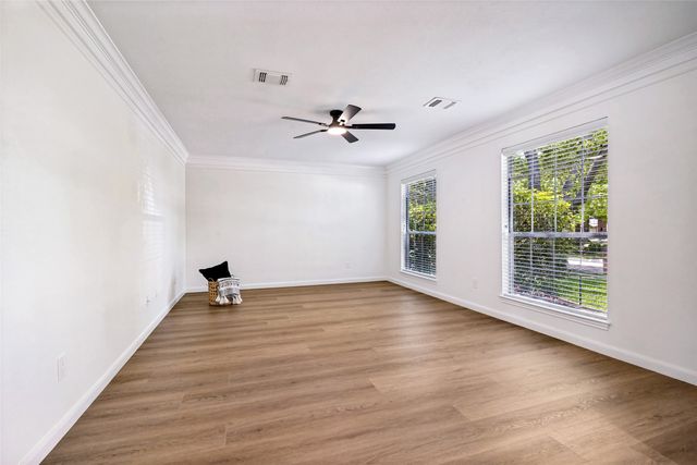 1318 Newport Drive, Carrollton, TX 75006