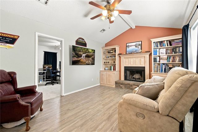 3601 W Mockingbird Lane, Rogers, AR 72756