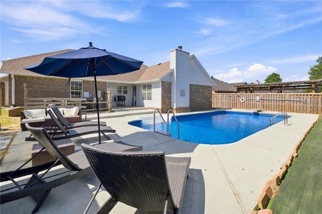 3601 W Mockingbird Lane, Rogers, AR 72756