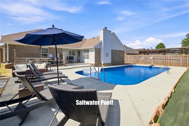 3601 W Mockingbird Lane, Rogers, AR 72756