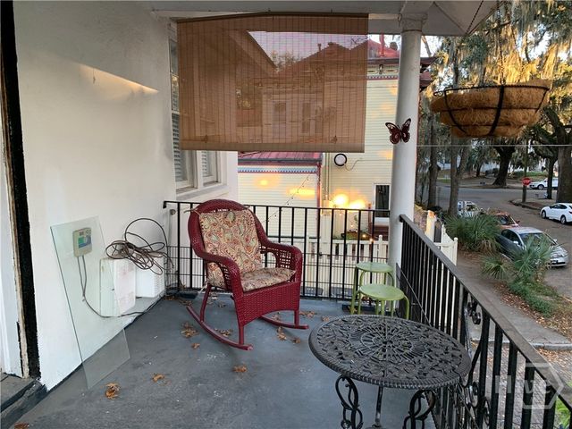 18 W 36th Street Upper, Savannah, GA 31401