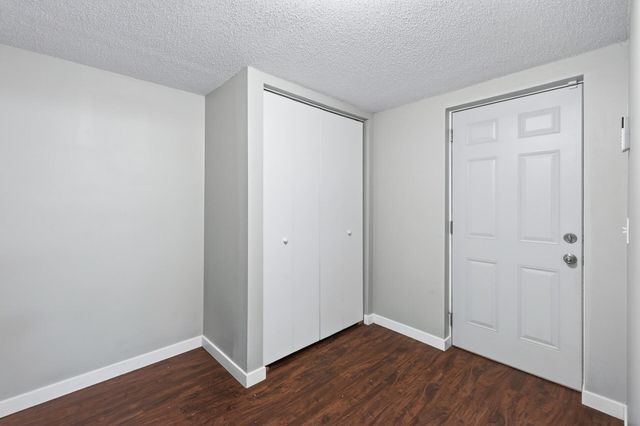 296 Sherwood Road, Shoreview, MN 55126