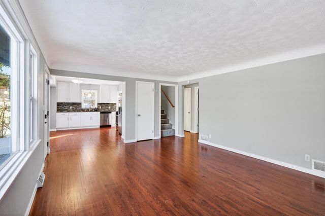 296 Sherwood Road, Shoreview, MN 55126