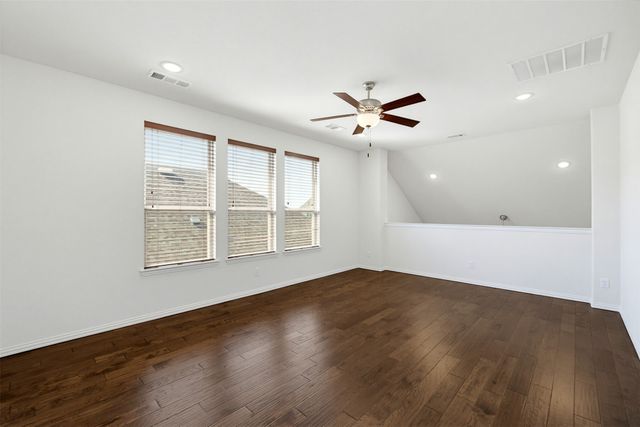 1920 Roundtree Circle E, Fort Worth, TX 76008