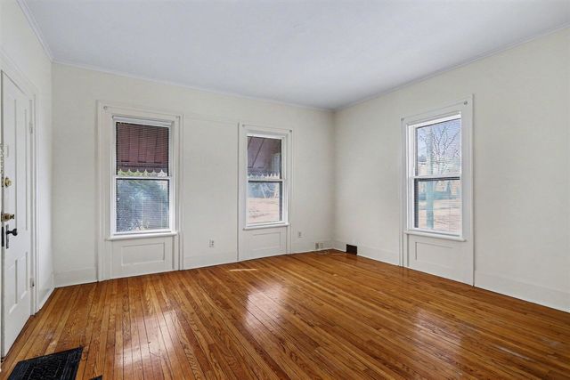 222 N Eagle Street, Marshall, MI 49068