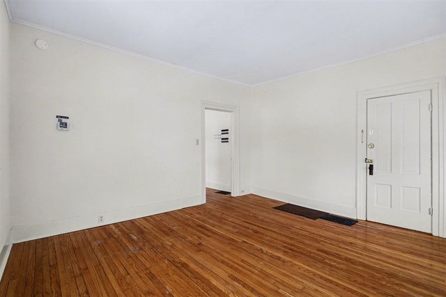 222 N Eagle Street, Marshall, MI 49068