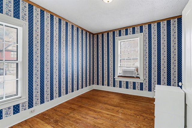 222 N Eagle Street, Marshall, MI 49068