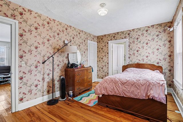 222 N Eagle Street, Marshall, MI 49068