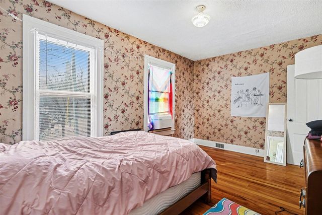 222 N Eagle Street, Marshall, MI 49068