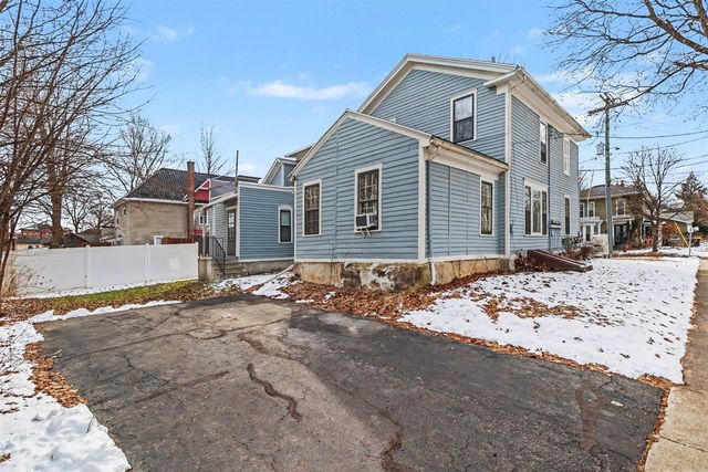 222 N Eagle Street, Marshall, MI 49068