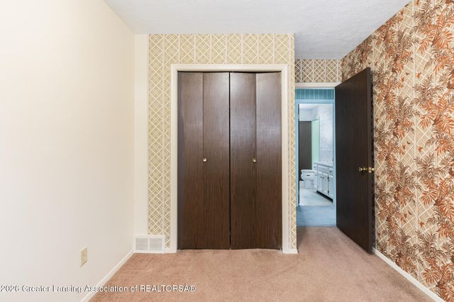 13894 Luroma Circle, Dewitt, MI 48820