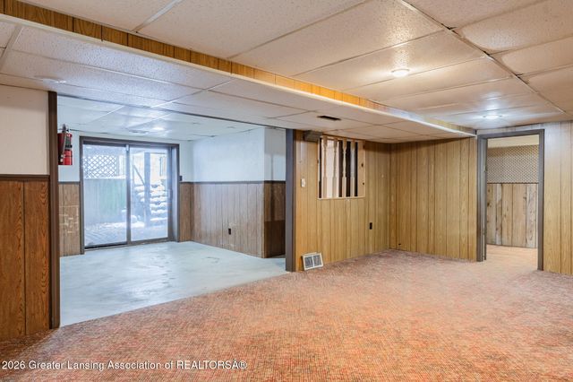 13894 Luroma Circle, Dewitt, MI 48820