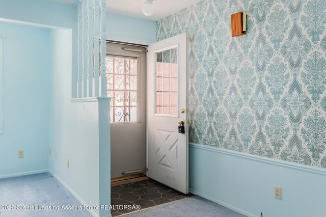 13894 Luroma Circle, Dewitt, MI 48820