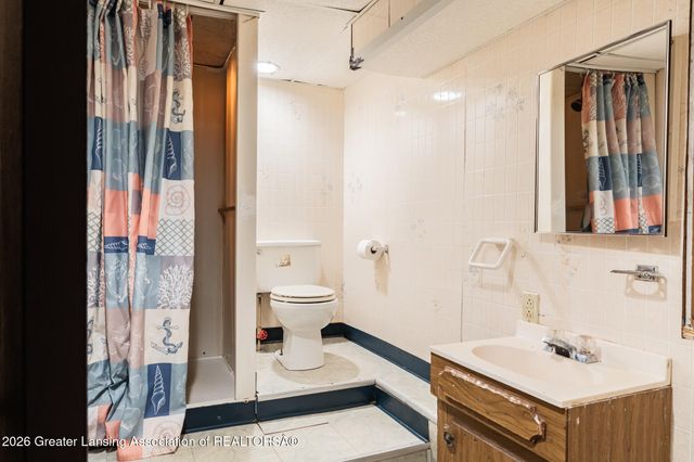 13894 Luroma Circle, Dewitt, MI 48820