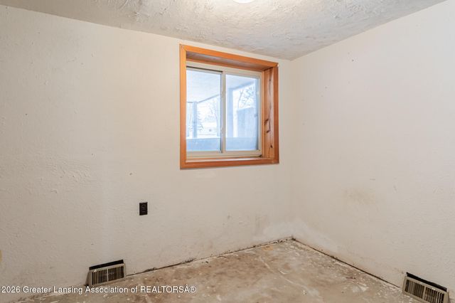 13894 Luroma Circle, Dewitt, MI 48820