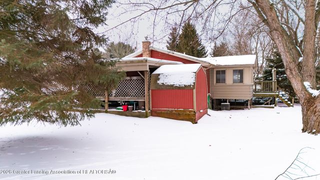 13894 Luroma Circle, Dewitt, MI 48820