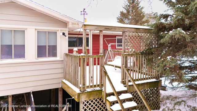 13894 Luroma Circle, Dewitt, MI 48820