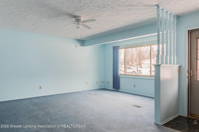 13894 Luroma Circle, Dewitt, MI 48820