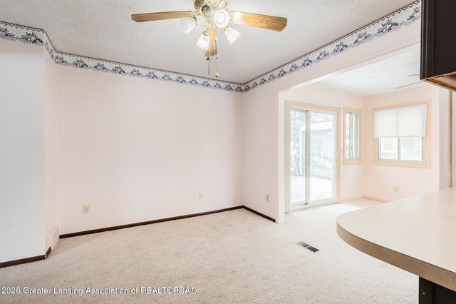 13894 Luroma Circle, Dewitt, MI 48820