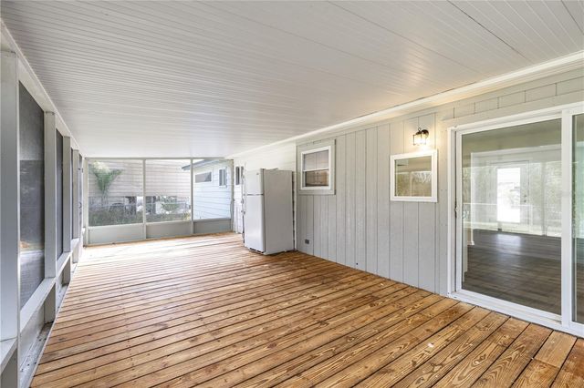 11807 OCKLAWAHA DRIVE, Leesburg, FL 34788