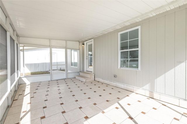 11807 OCKLAWAHA DRIVE, Leesburg, FL 34788