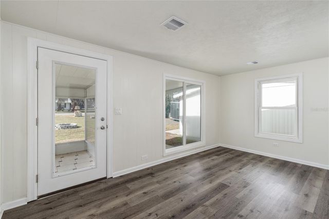 11807 OCKLAWAHA DRIVE, Leesburg, FL 34788