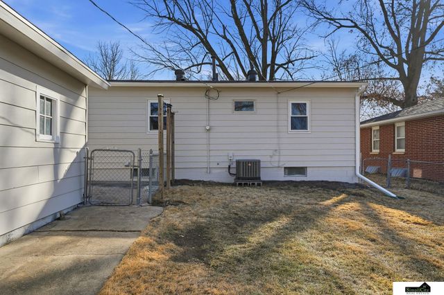 5626 Judson Street, Lincoln, NE 68507