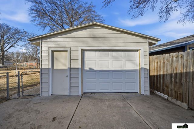 5626 Judson Street, Lincoln, NE 68507