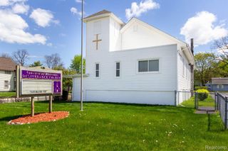 1196 Joslyn Avenue, Pontiac, MI 48340