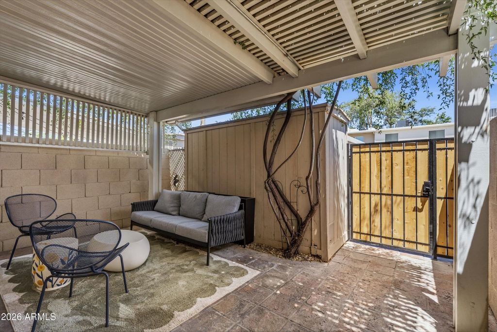 Image 25 of property listing at 6833 E OSBORN Road D, Scottsdale, AZ 85251