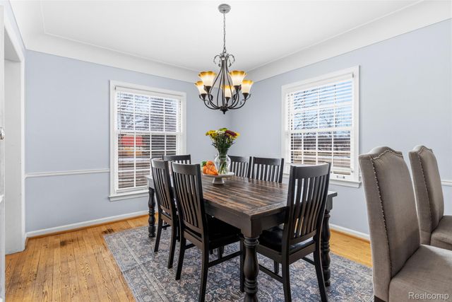 1114 W Vernon Drive, Flint, MI 48503