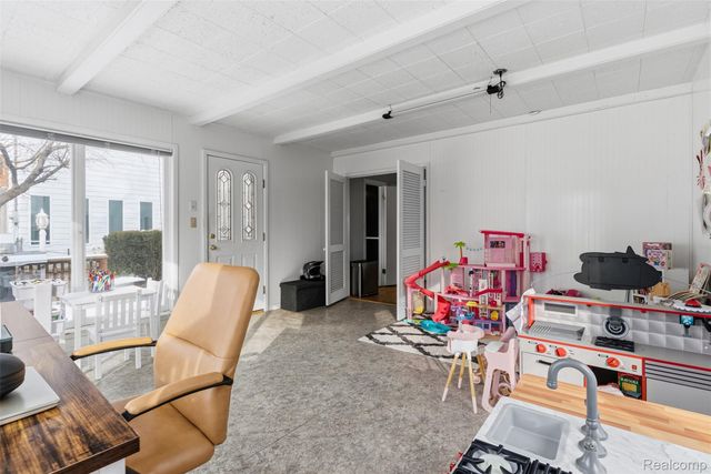 1114 W Vernon Drive, Flint, MI 48503