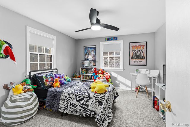 1114 W Vernon Drive, Flint, MI 48503