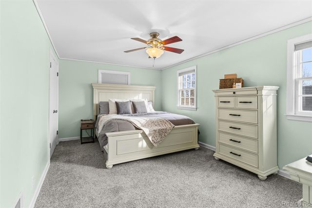 1114 W Vernon Drive, Flint, MI 48503