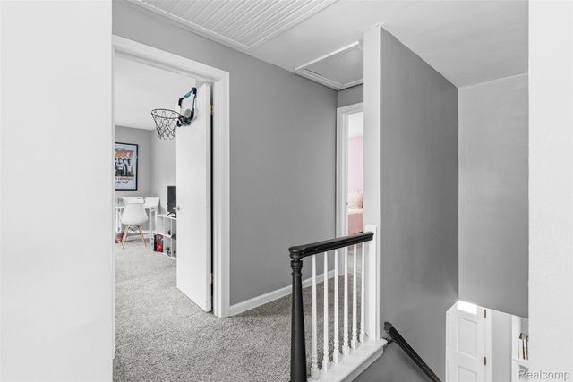 1114 W Vernon Drive, Flint, MI 48503