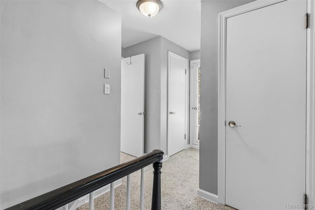 1114 W Vernon Drive, Flint, MI 48503